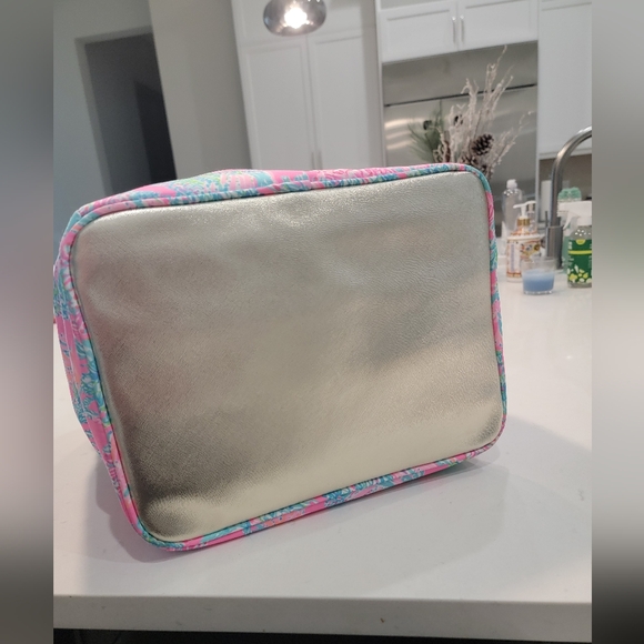 Lilly pulitzer Large Beach Cooler - Picture 7 of 9